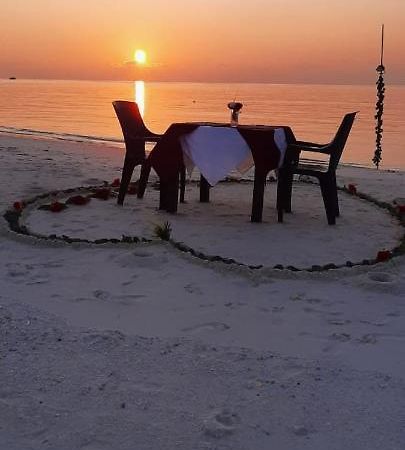 Rashuthere Maldives Rasdhoo Екстер'єр фото