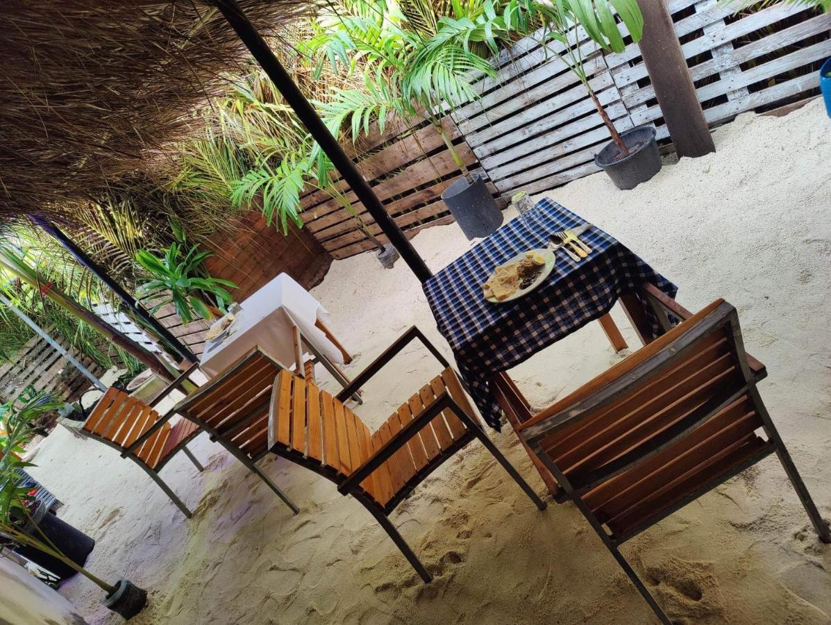 Rashuthere Maldives Rasdhoo Екстер'єр фото